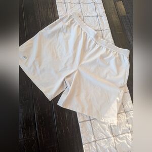 Fabletics Men's White Athletic Shorts XL